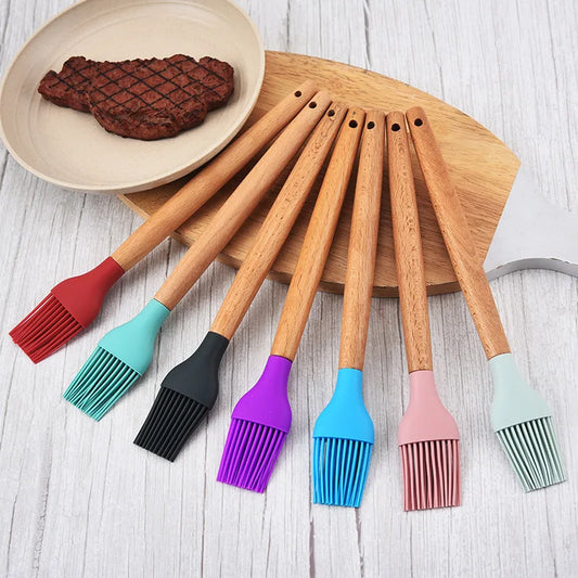 1PC Silicone BBQ Oil Basting Brush with Wood Handle Cake Bread Cream Cooking Brushes Baking Barbecue Kitchen Accessories